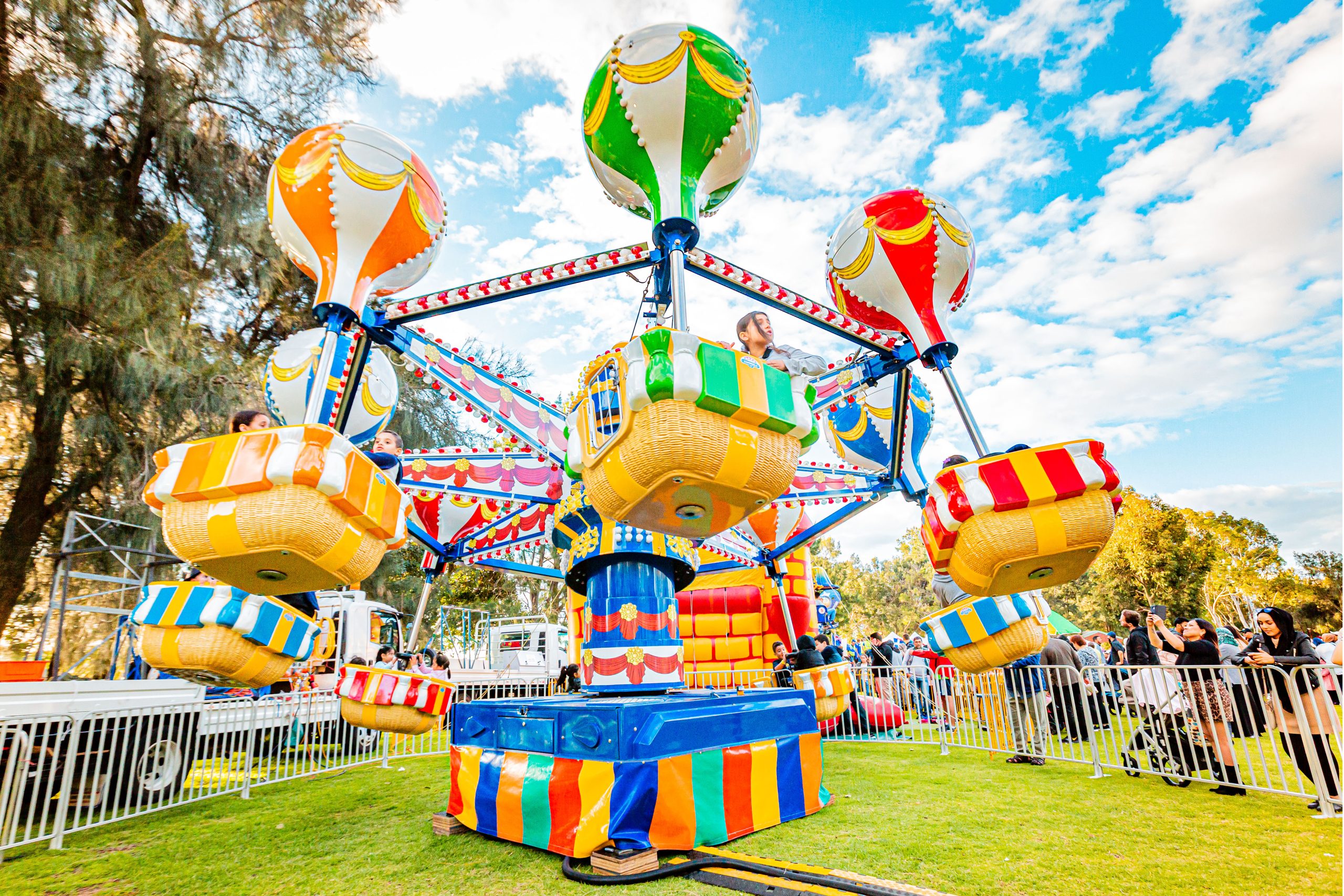 Fiesta_Balloon_CA Carnival Amusements